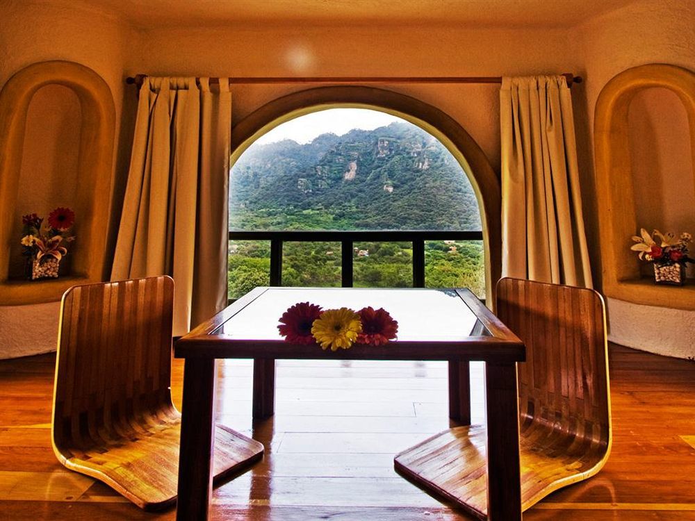 Hostal De La Luz - Spa Holistic Resort Tepoztlan Exterior photo